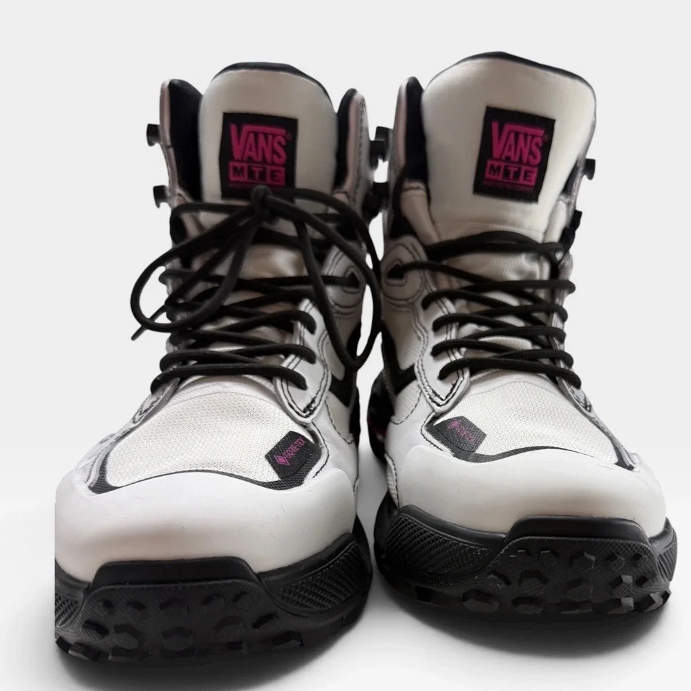 Vans UltraRange EXO Hi GORE-TEX MTE-3 Boots Mens 11 White Black Pink Waterproof